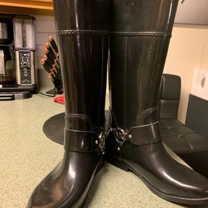 Michael kors brand new rain boots size 9